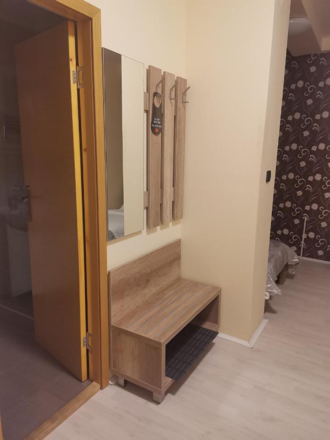 Centar- *